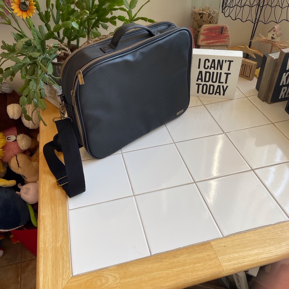 ‘Typo’ Mobile Laptop Folio